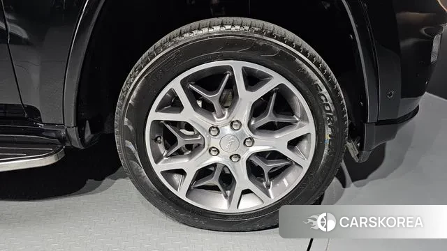 Jeep Grand Cherokee id 3018151 из Кореи 15