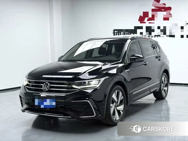 Volkswagen Tiguan L 2023 Черный из Китая, фото 6