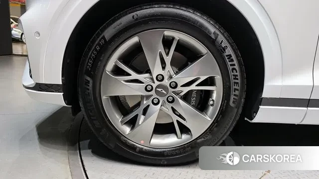 Genesis GV70 id 2988909 из Кореи 15