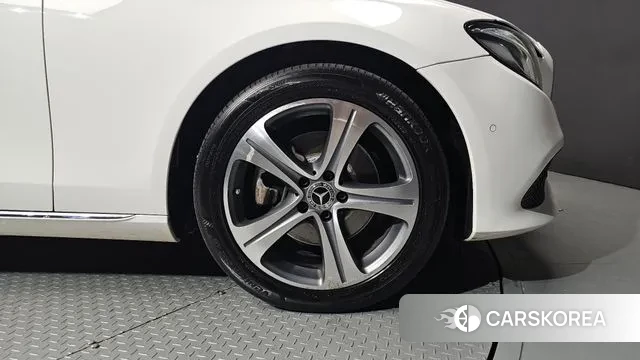 Mercedes-Benz E-Class W213 id 3563066 из Кореи 15