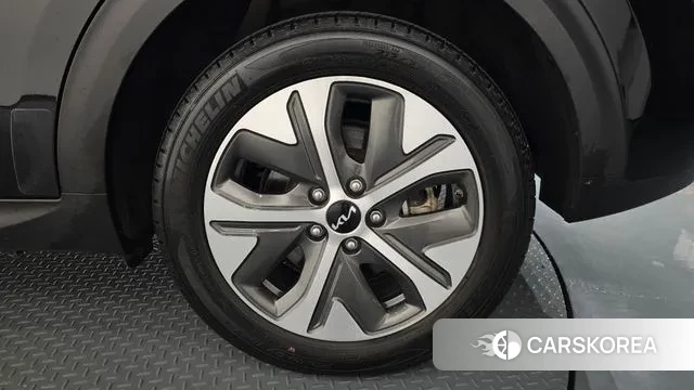 Kia Niro EV id 3384198 из Кореи 15