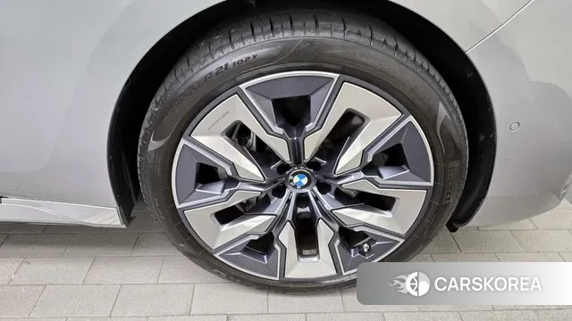 BMW 7 Series (G70) id 3223233 из Кореи 15