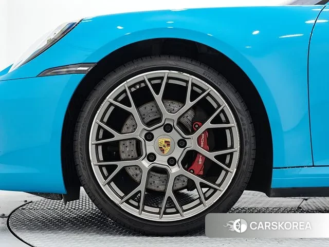 Porsche 911(992) id 3209390 из Кореи 15