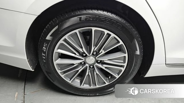 Hyundai Grandeur IG Hybrid id 4232810 из Кореи 25