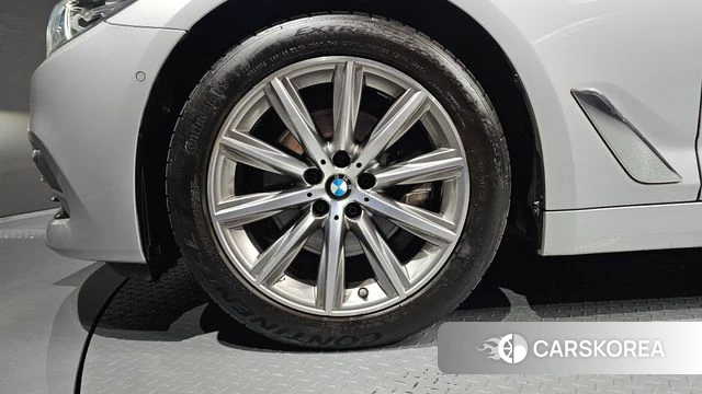 BMW 5 Series (G30) id 4776060 из Кореи 28