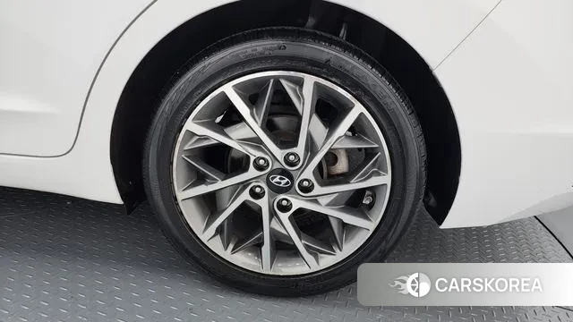 Hyundai The New Avante AD id 3417731 из Кореи 15