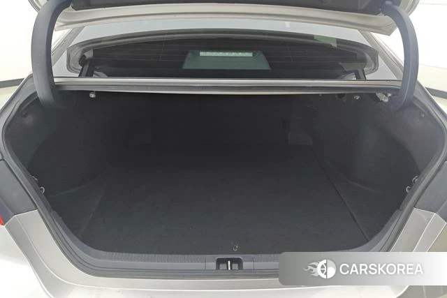 Toyota Camry id 4208633 из Китая 12