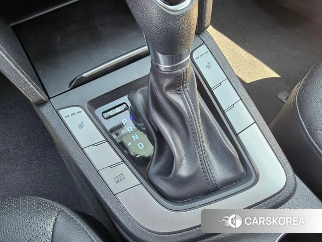 Hyundai Avante AD 2018 Белый из Кореи, фото 5