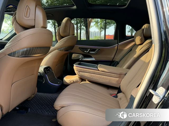 Mercedes-Benz E-class 2024 Черный из Китая, фото 5