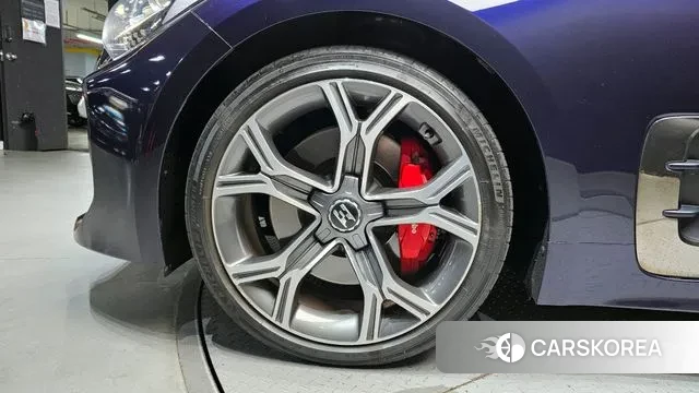 Kia Stinger id 3509706 из Кореи 15