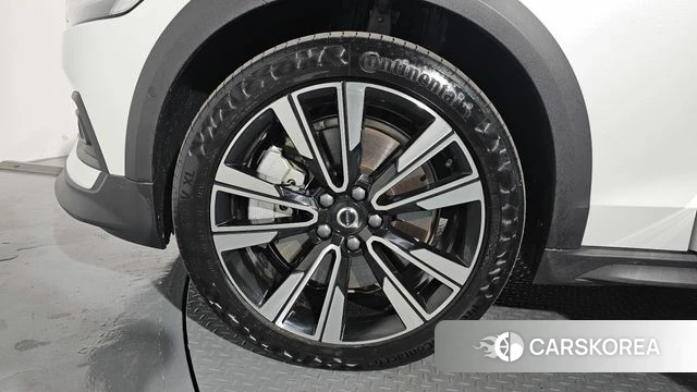 Volvo V60 Cross-Country 2nd Generation id 4565948 из Кореи 31