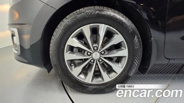 Kia All New Carnival id 2702107 из Кореи 15