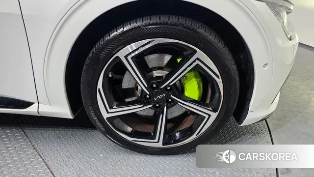 Kia EV6 id 3649554 из Кореи 15