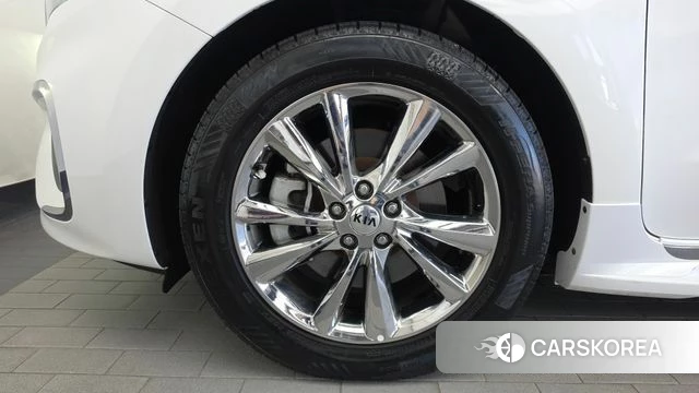Kia The New Carnival id 4849760 из Кореи 15