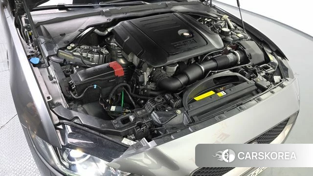 Jaguar XE id 4410792 из Кореи 28