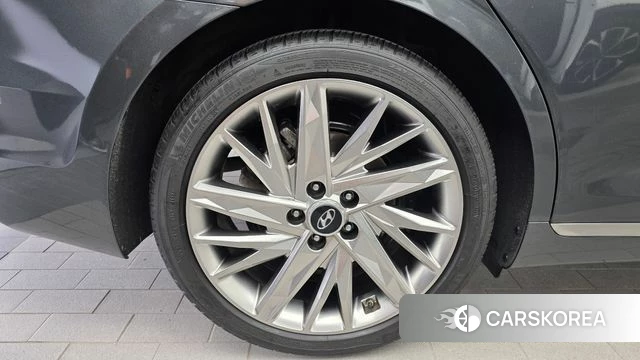 Hyundai The New Grandeur IG id 4758390 из Кореи 32
