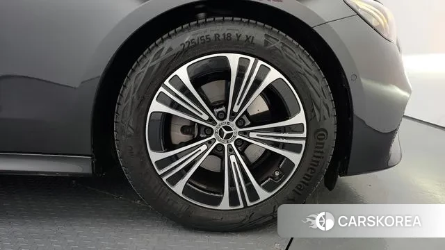 Mercedes-Benz E-Class W214 id 3299628 из Кореи 15