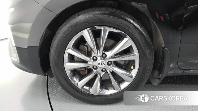 Kia The New Carnival id 4246188 из Кореи 15