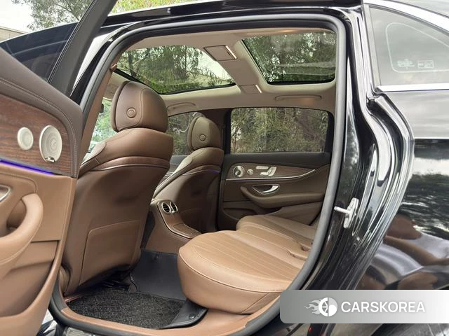 Mercedes-Benz E-class id 3939392 из Китая 12