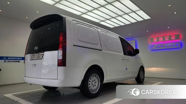 Hyundai Staria id 4355713 из Кореи 15