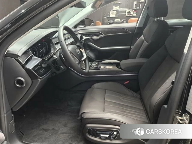 Audi A8 id 4276985 из Китая 8