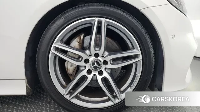 Mercedes-Benz E-Class W213 id 3176741 из Кореи 15