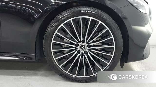 Mercedes-Benz E-Class W214 id 4329604 из Кореи 12