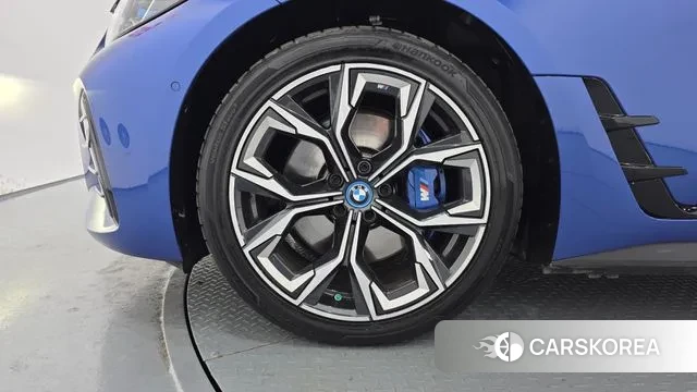 BMW i4 id 3492122 из Кореи 15