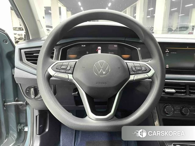 Volkswagen Lavida id 4236497 из Китая 13