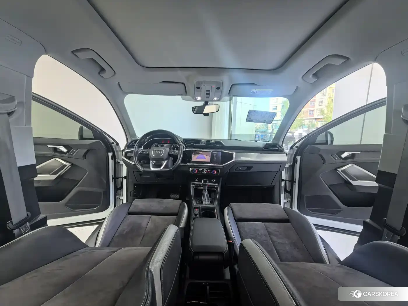Audi Q3 id 4669296 из Китая 17