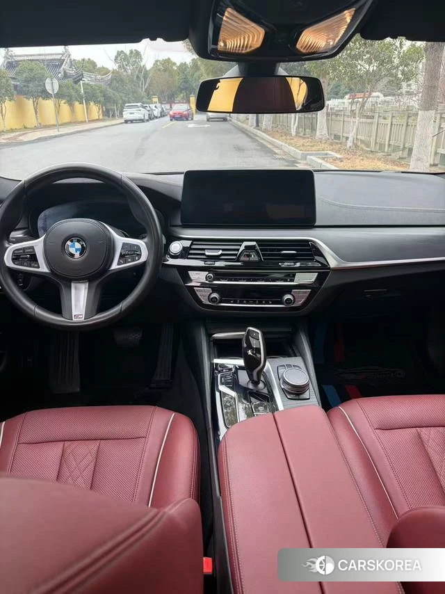 BMW 5 series PHEV 2021 Черный из Китая, фото 6