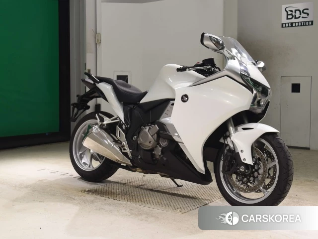 Проданный Honda VFR1200F DCT 2015 из Японии, фото 5