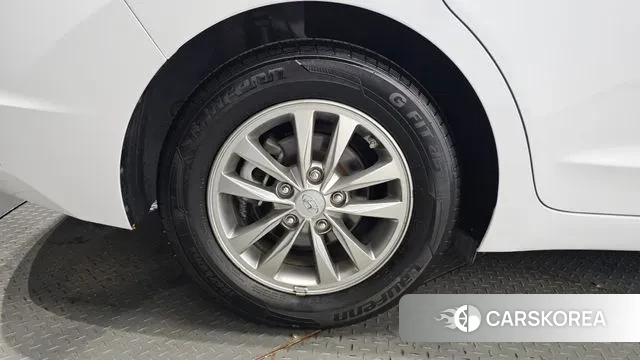 Hyundai The New Avante AD id 3345002 из Кореи 15