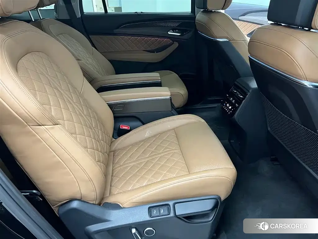Audi Q6 id 4545616 из Китая 11