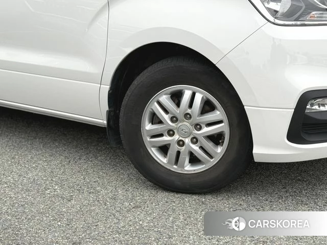 Hyundai The New Grand Starex id 3792478 из Кореи 15
