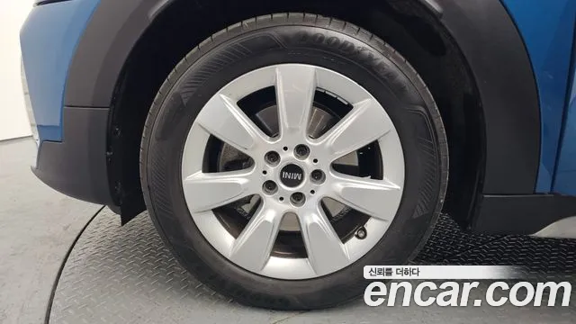 Mini Cooper D Countryman id 2436015 из Кореи 15