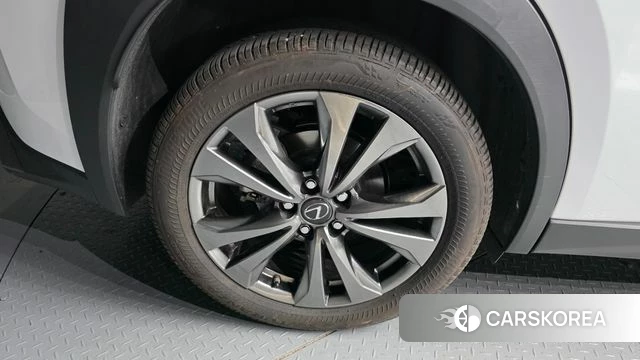 Lexus UX250h id 4442947 из Кореи 15