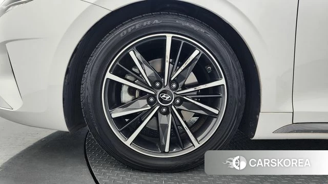 Hyundai The New Grandeur IG id 4849629 из Кореи 30