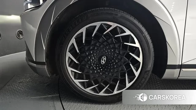 Hyundai Ionic 5 id 3740645 из Кореи 15