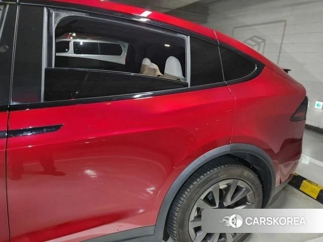 Tesla Model X id 4480610 из Кореи 10
