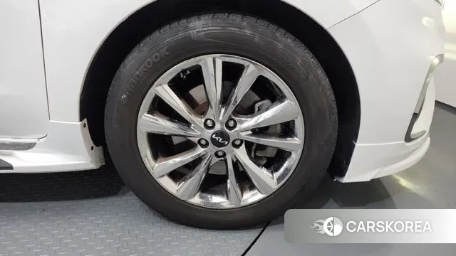 Kia The New Carnival id 3489674 из Кореи 15