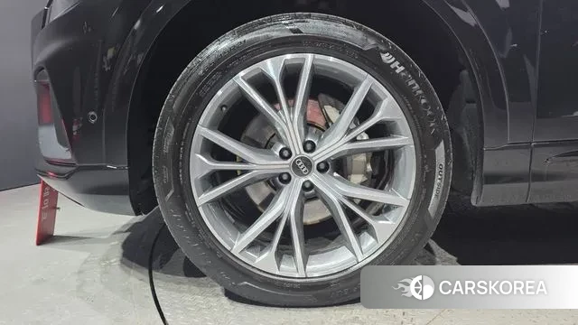 Audi Q8 (4M) id 3701659 из Кореи 15