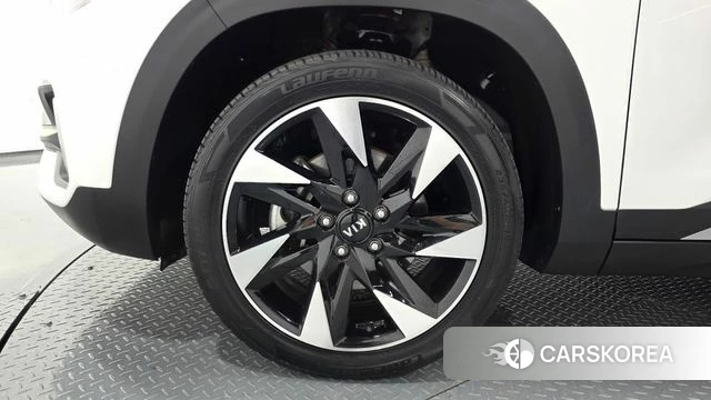 Kia Seltos id 4785121 из Кореи 15