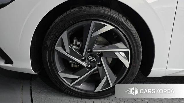 Hyundai The New Avante Hybrid (CN7) id 4291841 из Кореи 25