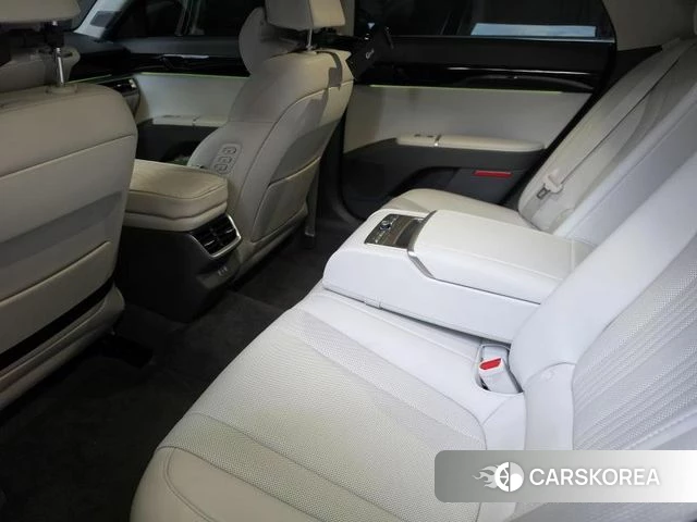 Hyundai Grandeur (GN7) id 4264221 из Кореи 8