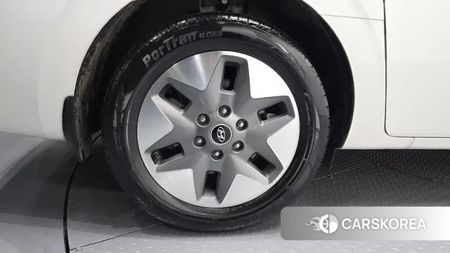 Hyundai Staria id 3759539 из Кореи 15