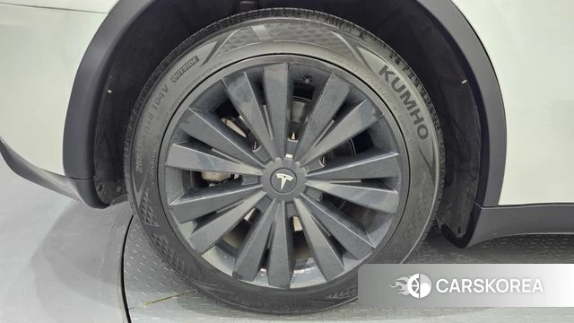 Tesla Model Y id 4480531 из Кореи 15
