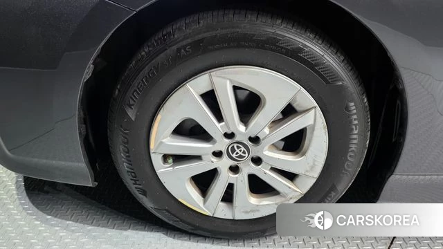 Toyota Prius 4th Generation id 4703408 из Кореи 30