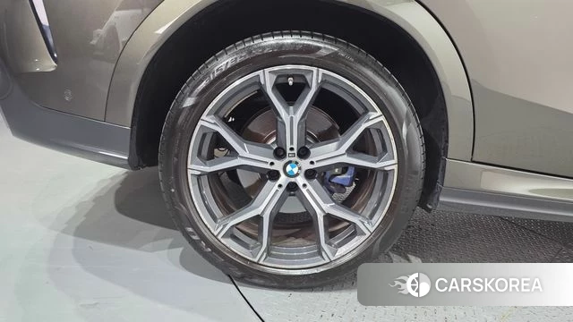 BMW X6 (G06) id 4675554 из Кореи 31