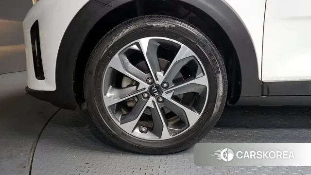 Kia Stonic id 3489758 из Кореи 15